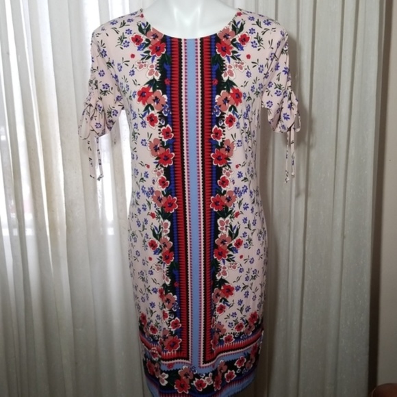 Roz & Ali Dresses & Skirts - ROZ & ALI Ladies Floral Dress In Petite Small